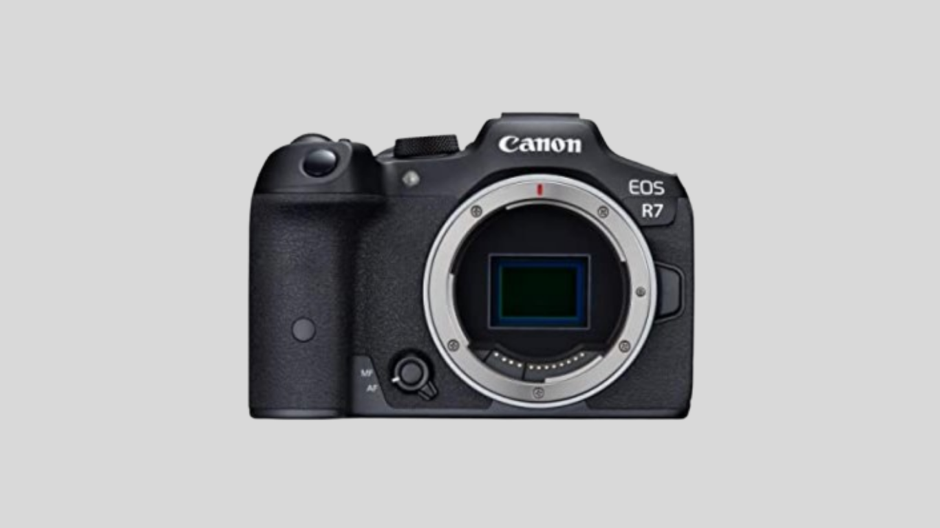 Canon EOS R7 hybrid mirrorless camera for professional creators